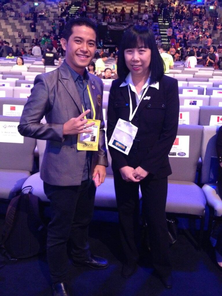 Photo with Foundation Executive Diamond Director from Hong Kong, Ms. Rita Hui